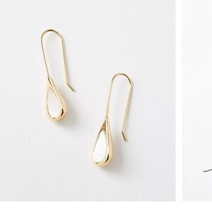 Mother of pearl gold drop earrings